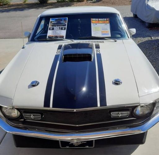 Unknown-Mustang-1970-WhiteBlack-5