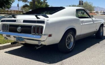 Unknown-Mustang-1970-WhiteBlack-7