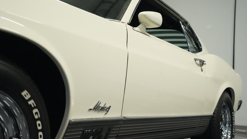 Unknown-Mustang-1970-Wimbledon-White-Black-23