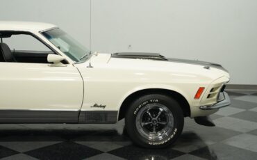 Unknown-Mustang-1970-Wimbledon-White-Black-30