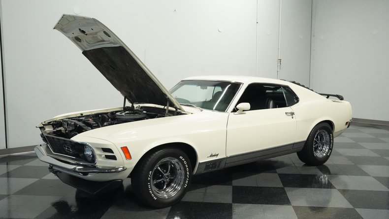 Unknown-Mustang-1970-Wimbledon-White-Black-31