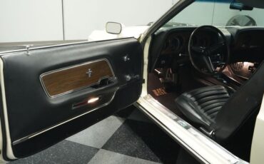 Unknown-Mustang-1970-Wimbledon-White-Black-35