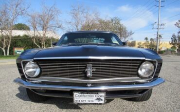 Unknown-Mustang-1970-Yachting-Blue-Meta-Black-1