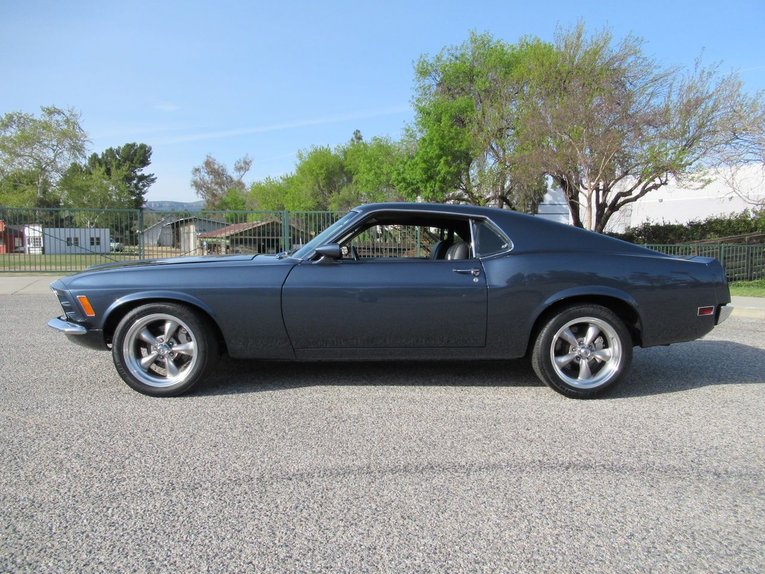 Unknown-Mustang-1970-Yachting-Blue-Meta-Black-3