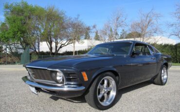 Unknown-Mustang-1970-Yachting-Blue-Meta-Black