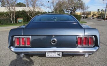 Unknown-Mustang-1970-Yachting-Blue-Meta-Black-6