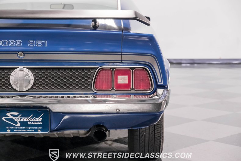 Unknown-Mustang-1971-Bright-Blue-Metallic-White-29