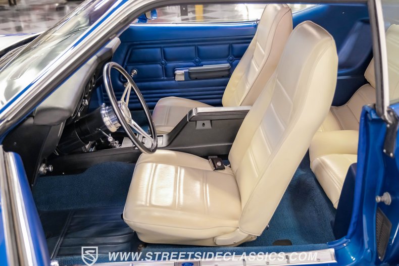 Unknown-Mustang-1971-Bright-Blue-Metallic-White-3