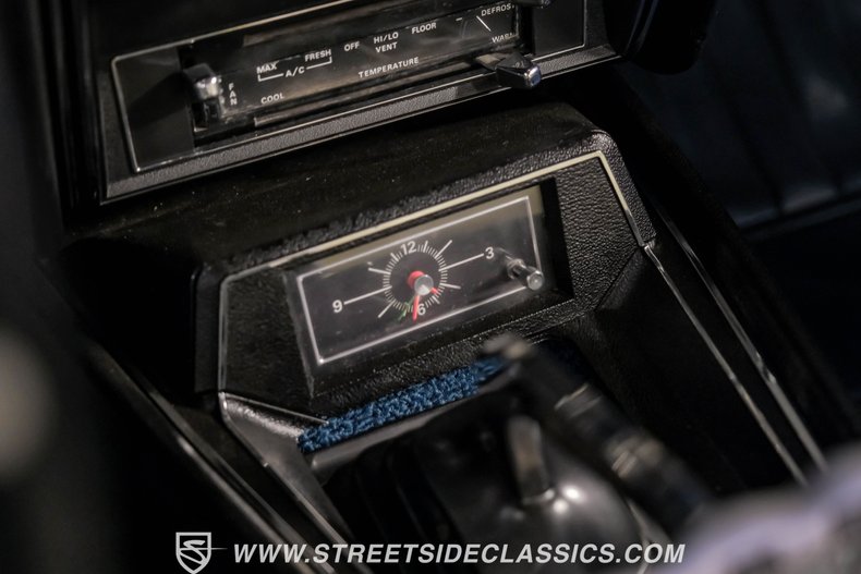 Unknown-Mustang-1971-Bright-Blue-Metallic-White-46