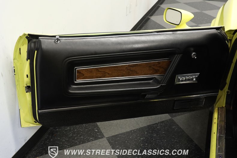 Unknown-Mustang-1971-Grabber-Yellow-Black-30
