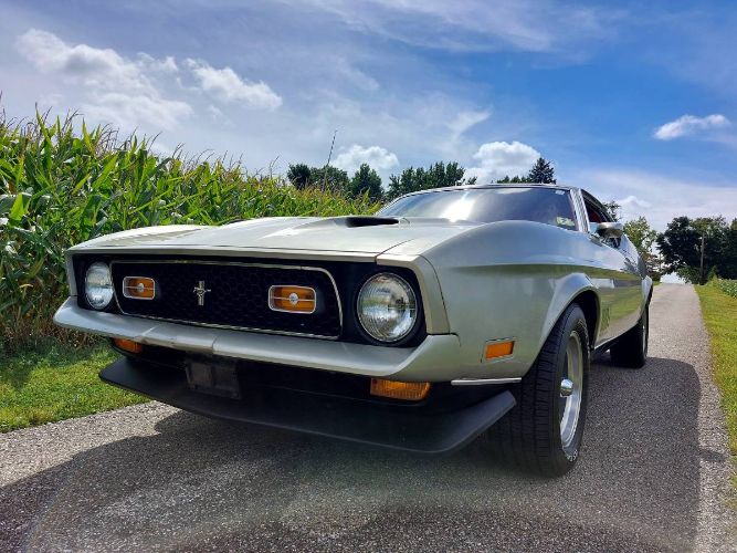 Unknown-Mustang-1971-Silver-Red-19