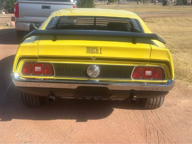 Unknown-Mustang-1971-Yellow-6