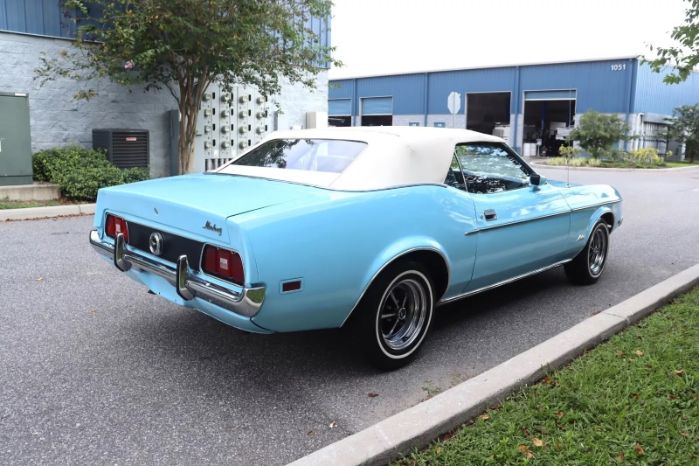 Unknown-Mustang-1972-Blue-Blue-18
