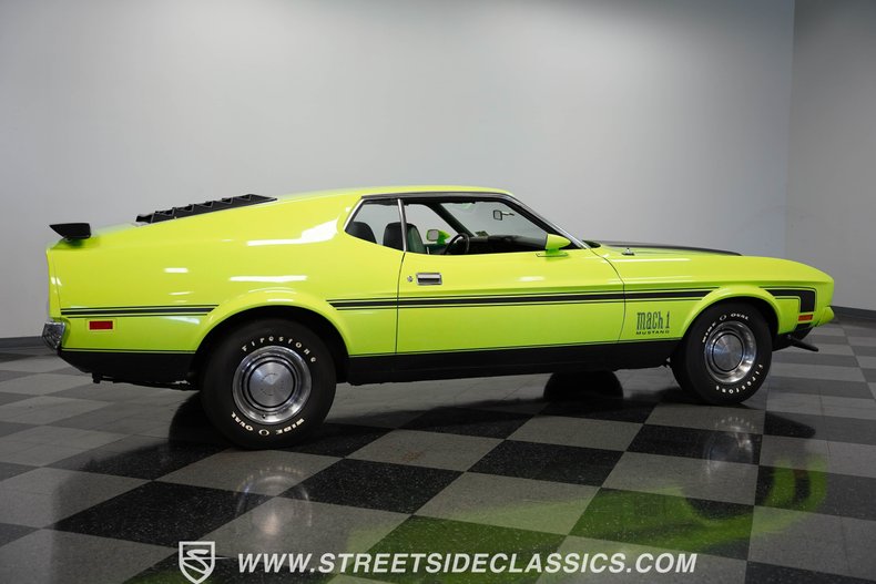 Unknown-Mustang-1972-Bright-Lime-Green-10