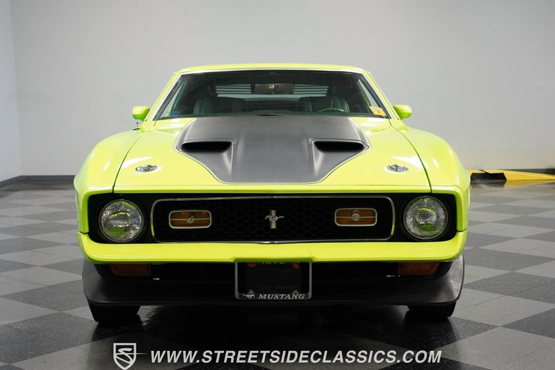Unknown-Mustang-1972-Bright-Lime-Green-17