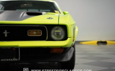 Unknown-Mustang-1972-Bright-Lime-Green-20