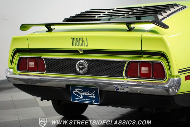 Unknown-Mustang-1972-Bright-Lime-Green-26