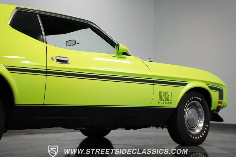 Unknown-Mustang-1972-Bright-Lime-Green-28