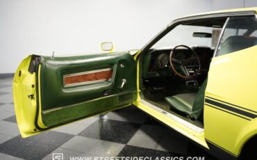 Unknown-Mustang-1972-Bright-Lime-Green-36