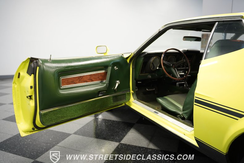 Unknown-Mustang-1972-Bright-Lime-Green-36