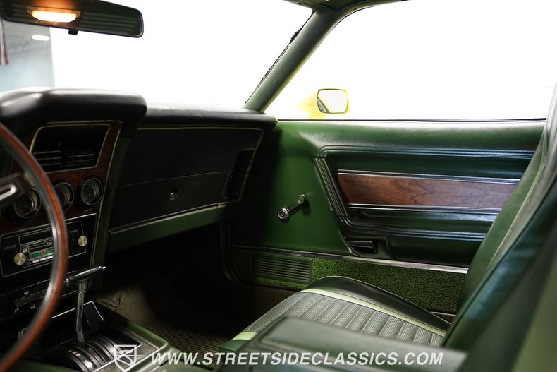 Unknown-Mustang-1972-Bright-Lime-Green-46