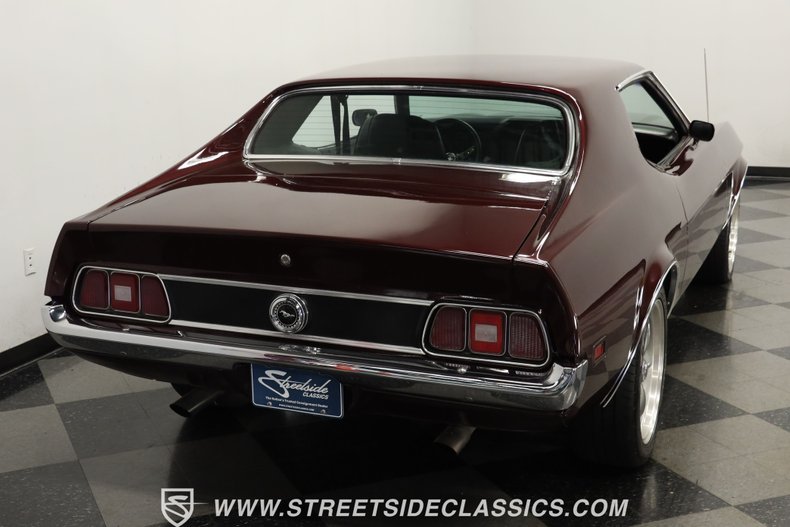 Unknown-Mustang-1972-Burgundy-Metallic-Black-48