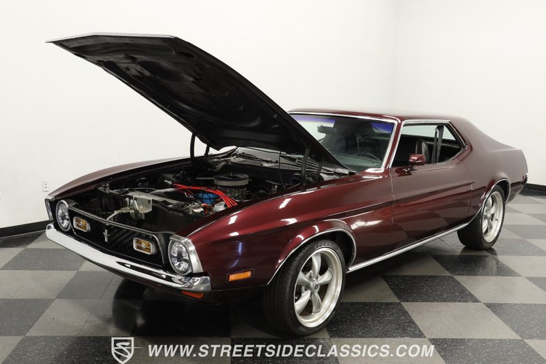 Unknown-Mustang-1972-Burgundy-Metallic-Black-49