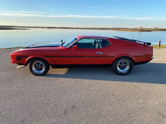 Unknown-Mustang-1972-Red-15