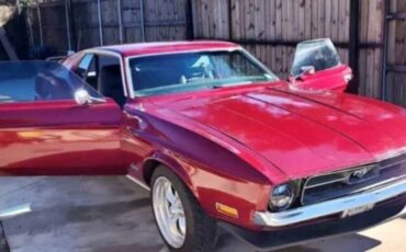 Unknown-Mustang-1972-Red-4