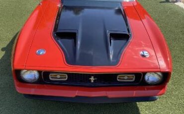 Unknown-Mustang-1972-Red-8