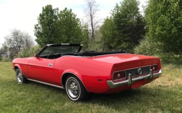 Unknown-Mustang-1972-Red-Black-10