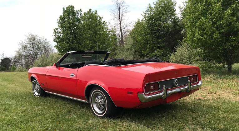 Unknown-Mustang-1972-Red-Black-10