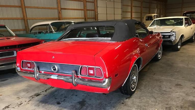 Unknown-Mustang-1972-Red-Black-16