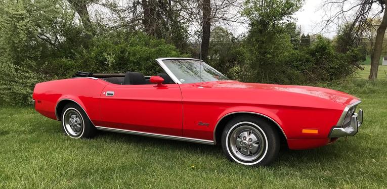 Unknown-Mustang-1972-Red-Black-7
