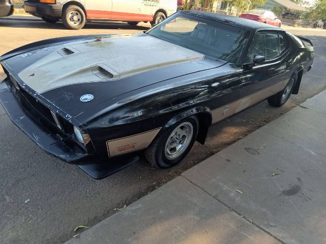 Unknown-Mustang-1973-Black-11
