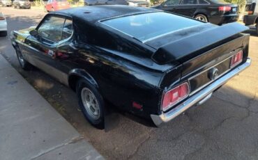 Unknown-Mustang-1973-Black-14