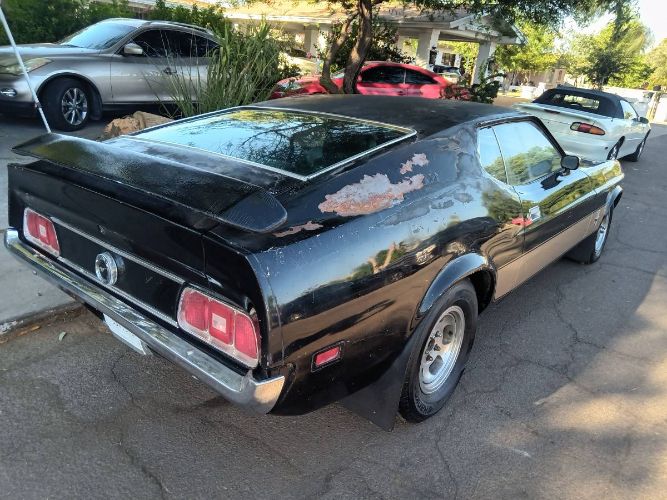 Unknown-Mustang-1973-Black-15