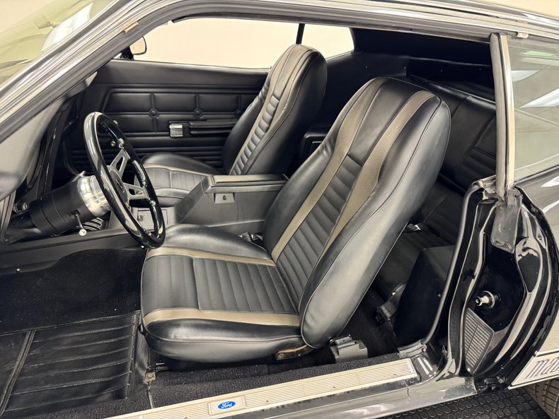 Unknown-Mustang-1973-Raven-Black-Black-46