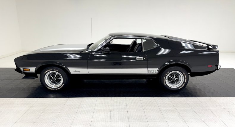 Unknown-Mustang-1973-Raven-Black-Black