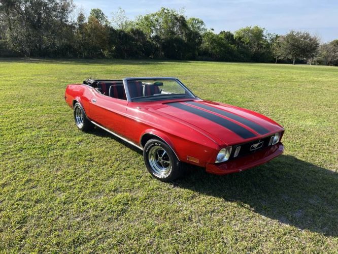 Unknown-Mustang-1973-Red-RedBlack-3