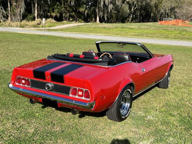 Unknown-Mustang-1973-Red-RedBlack-4
