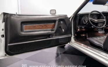 Unknown-Mustang-1973-White-Black-14