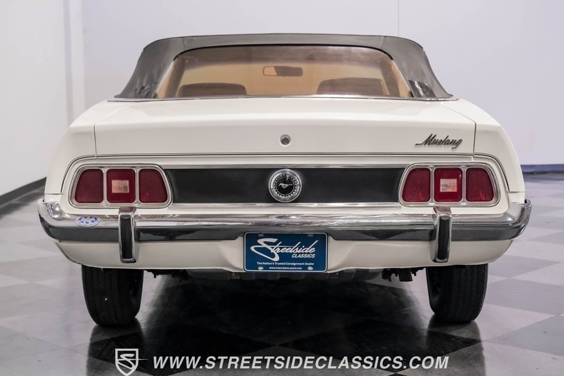 Unknown-Mustang-1973-White-Black-19