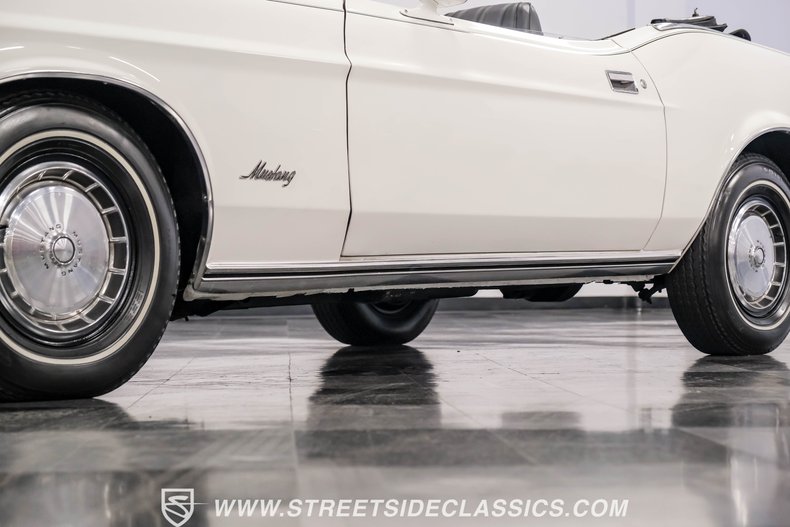 Unknown-Mustang-1973-White-Black-36