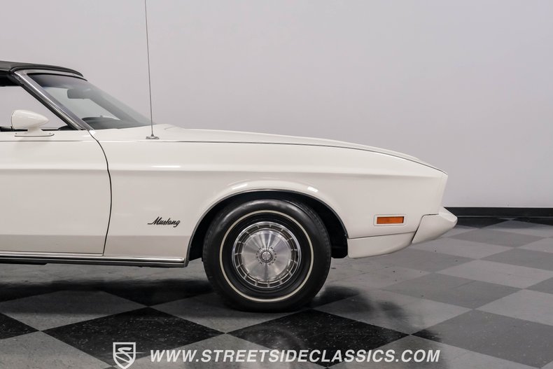 Unknown-Mustang-1973-White-Black-44