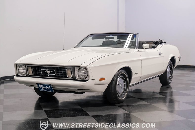 Unknown-Mustang-1973-White-Black-5