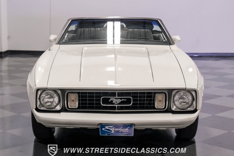 Unknown-Mustang-1973-White-Black-6