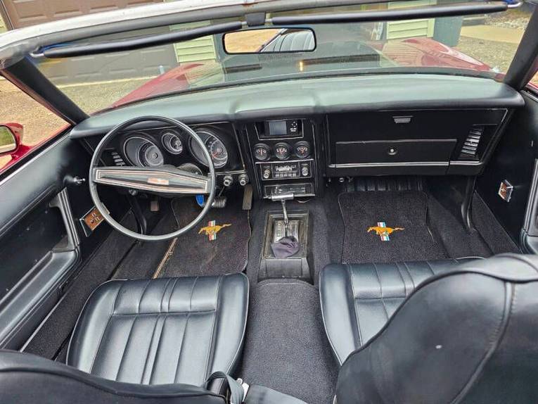 Unknown-Mustang-1973-maroon-Black-13