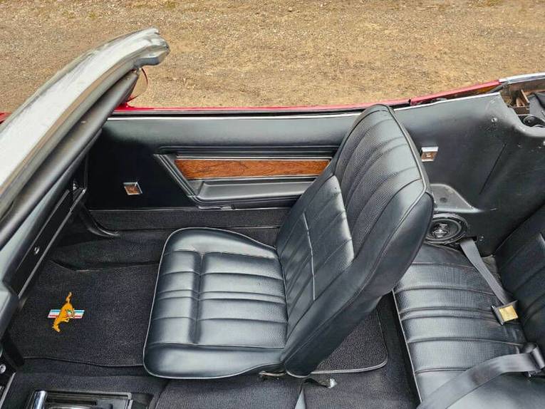Unknown-Mustang-1973-maroon-Black-15