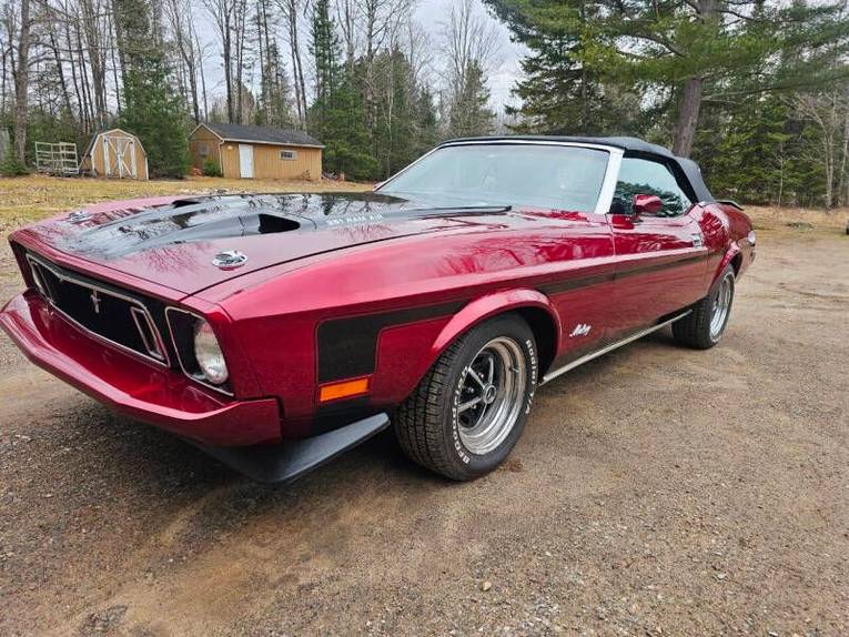 Unknown-Mustang-1973-maroon-Black-21